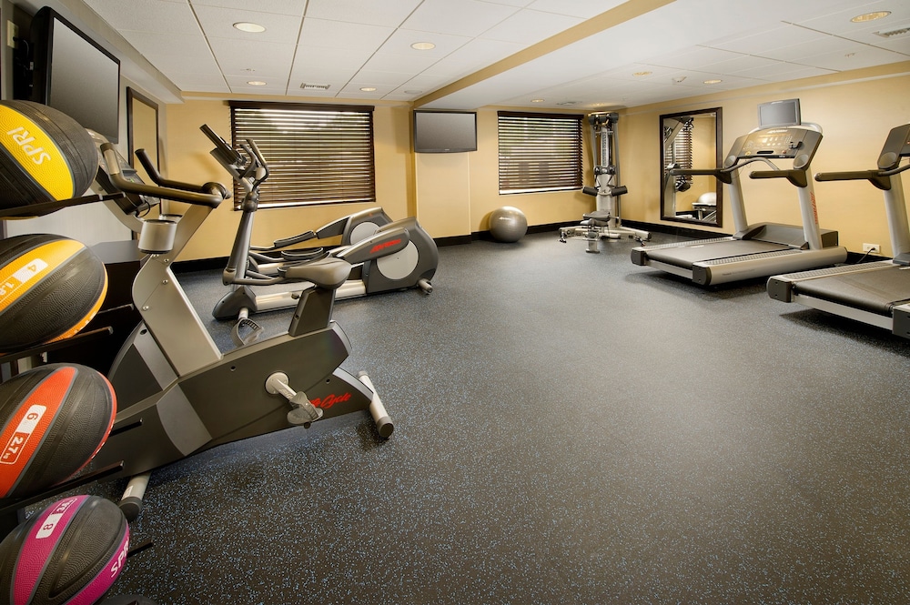 Holiday Inn Express Waldorf by IHG - photo 16