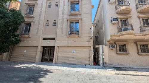 Ban Luxury Apartments — 4-Star Luxury Hotel in Khobar, Saudi Arabia