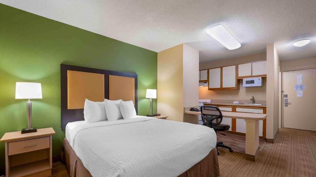 Studio 6 Extended Stay Fairfield OH Cincinnati - photo 11