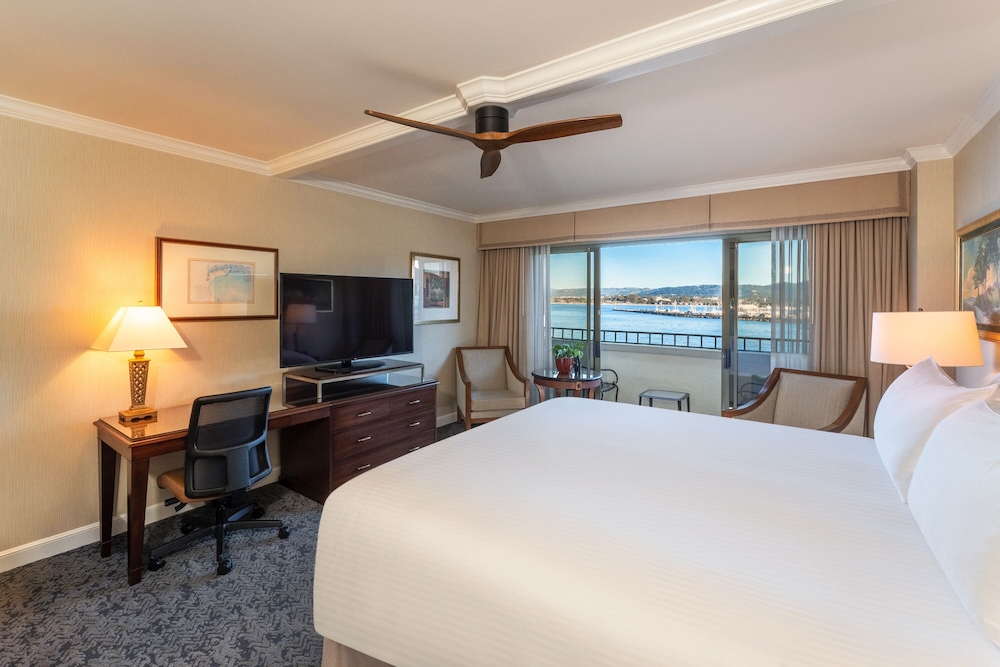 Monterey Plaza Hotel & Spa - photo 29