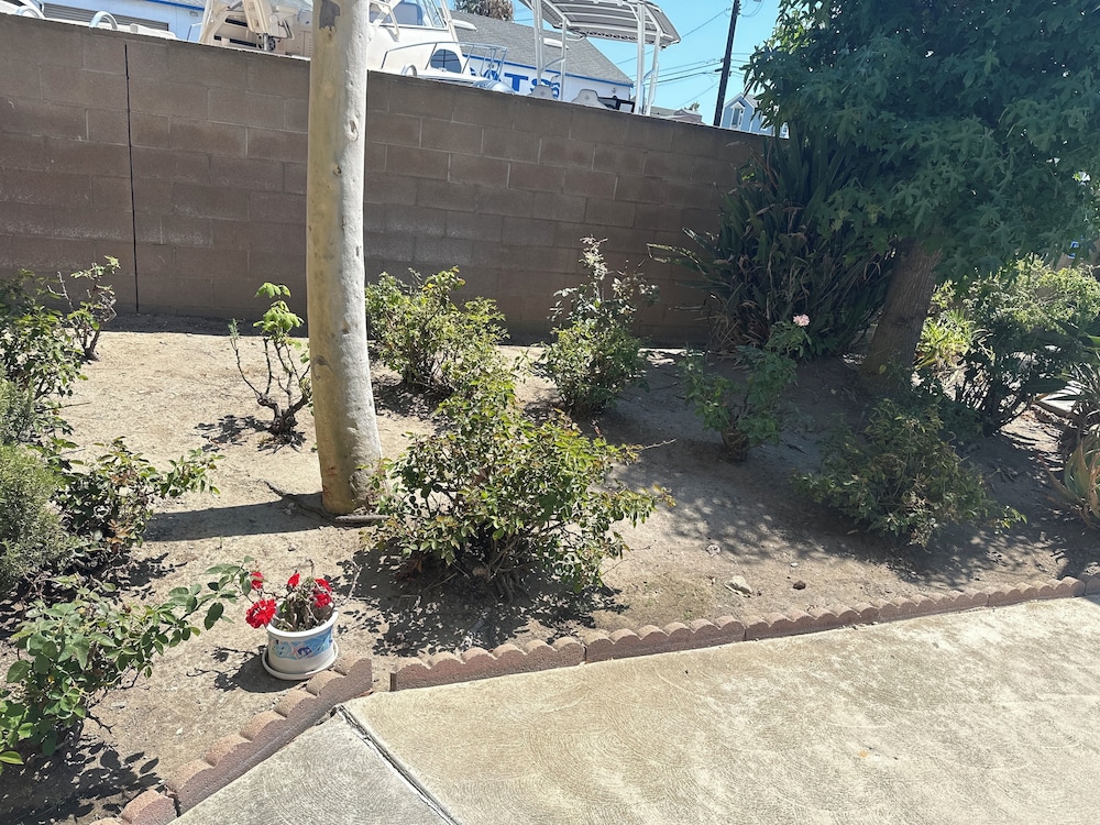 Oceanview Motel Huntington Beach - photo 36