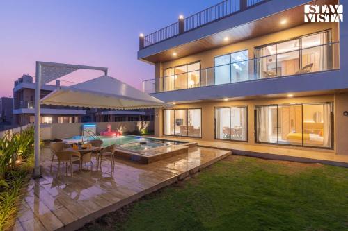 StayVista at Willow Villa — 4-Star Luxury Hotel in Karjat, India