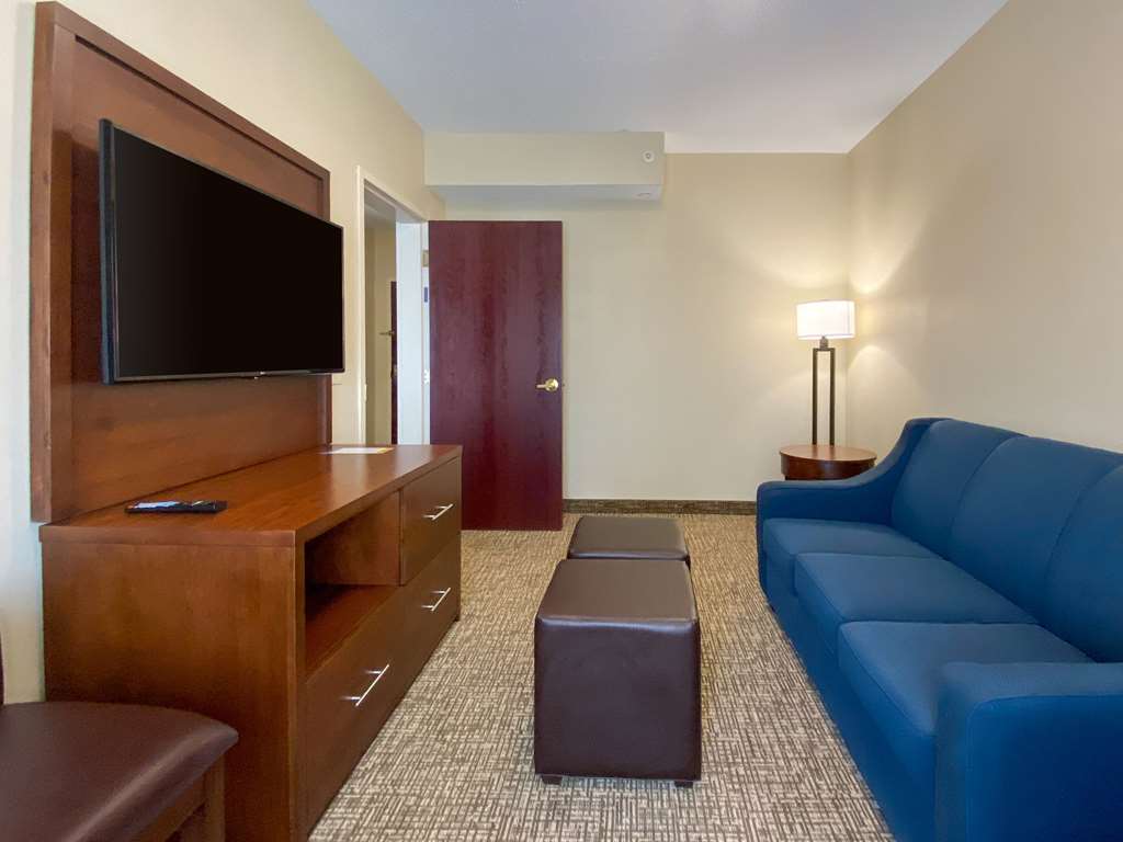 Comfort Inn East Windsor Springfield - photo 21