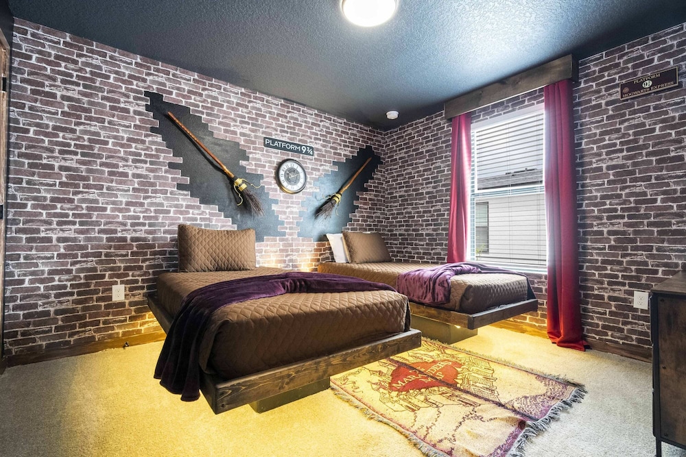 Marvelous 3Bd Close To Disney W Gameroom @ 3409 - photo 10