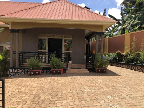 Nsangi Guest Wing in Unknown City, Republic of Uganda