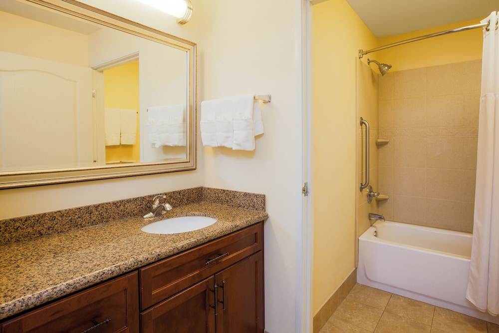 Staybridge Suites El Paso Airport by IHG - photo 23