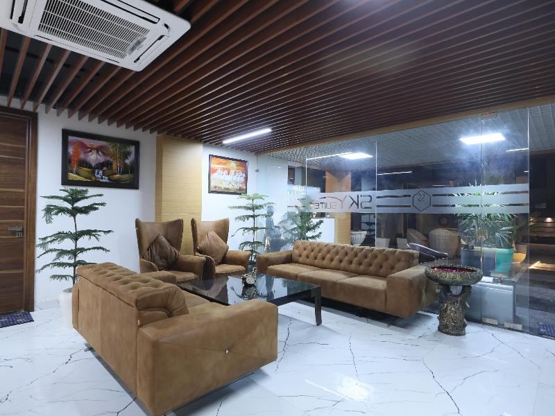 Sky Suites - carbon neutral hotel in Unknown City