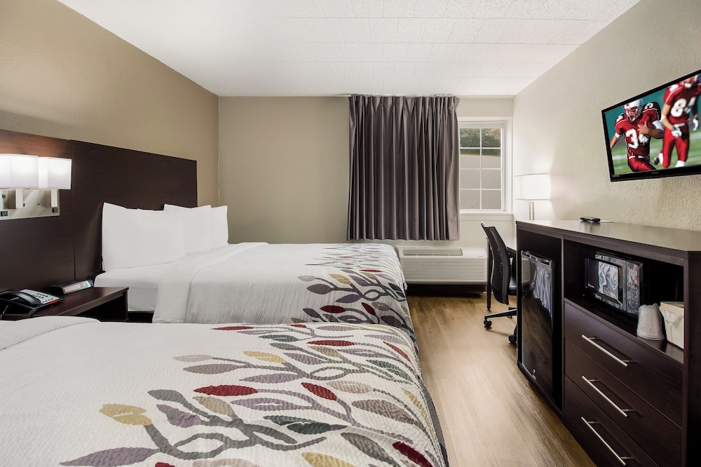 Red Roof Inn New Stanton - photo 11