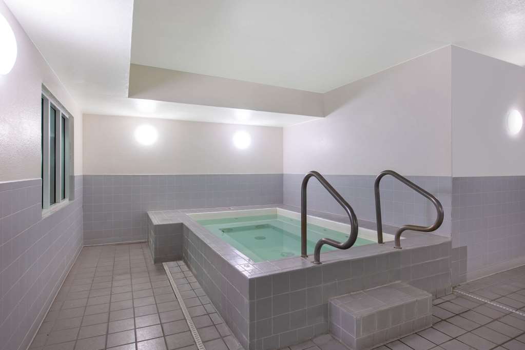 La Quinta Inn by Wyndham Lincoln Nebraska - photo 12
