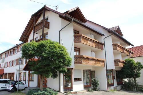 Landhotel Hirsch - last minute hotel in Gomadingen