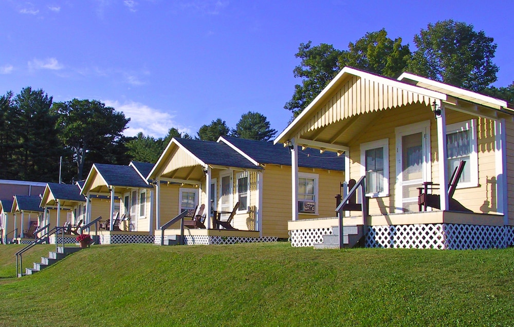 Half Moon Motel & Cottages - photo 61