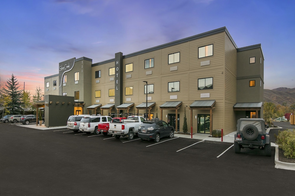 Silver Creek Hotel - photo 84