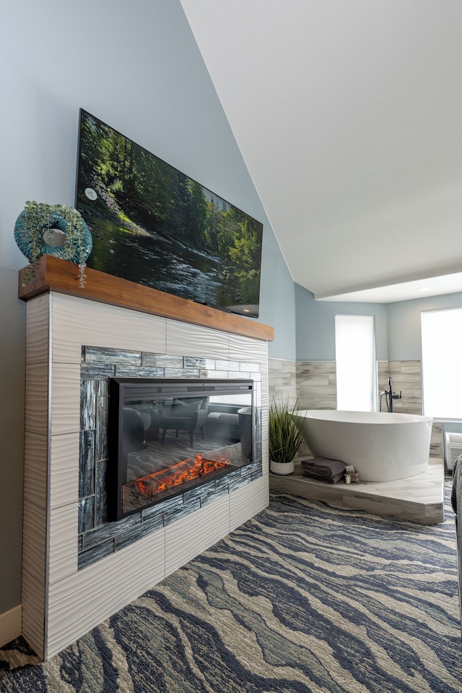 Seaside Oceanfront Inn - photo 68