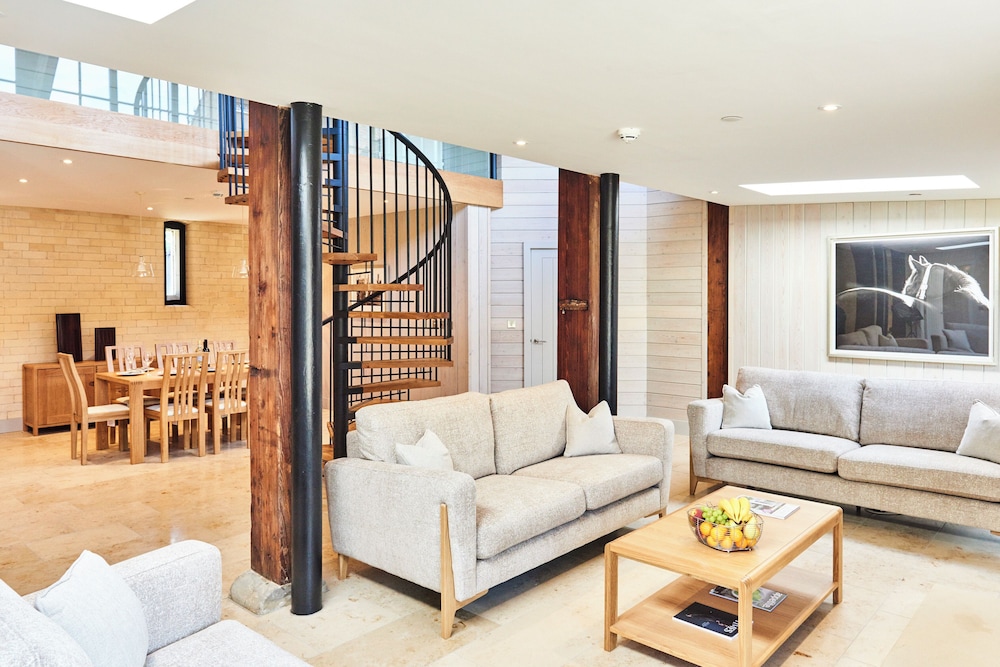 The Carriage House — 4-Star Luxury Hotel in Hexham, United Kingdom