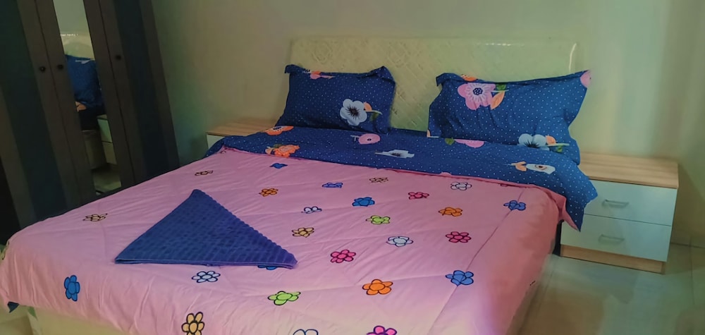 Great Furnished Apartment In Chililabombwe Up To 4 People 17139035 — Chililabombwe