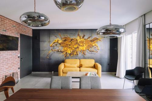 Vallia Suites Yellow Luxury Suite A1 — 4-Star Luxury Hotel in Nafpaktos, Greece