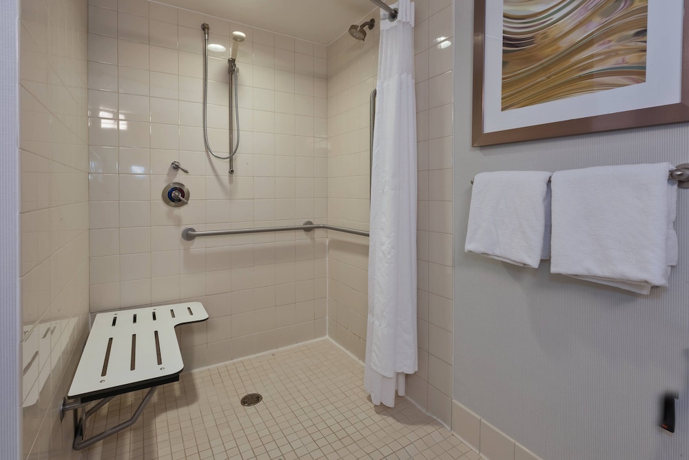 Courtyard by Marriott Omaha La Vista - photo 21