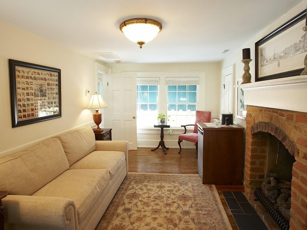 The Smithfield Inn - photo 13