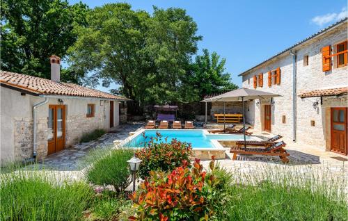 Holiday Home Rezanci 05 — 4-Star Luxury Hotel in Bale, Croatia
