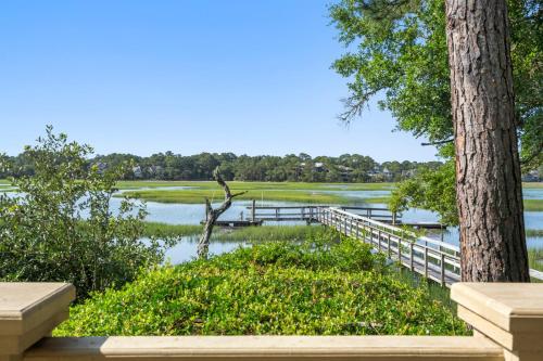 13 Rhetts Bluff Road by Akers Ellis Rentals — 4-Star Luxury Hotel in Kiawah Island, United States