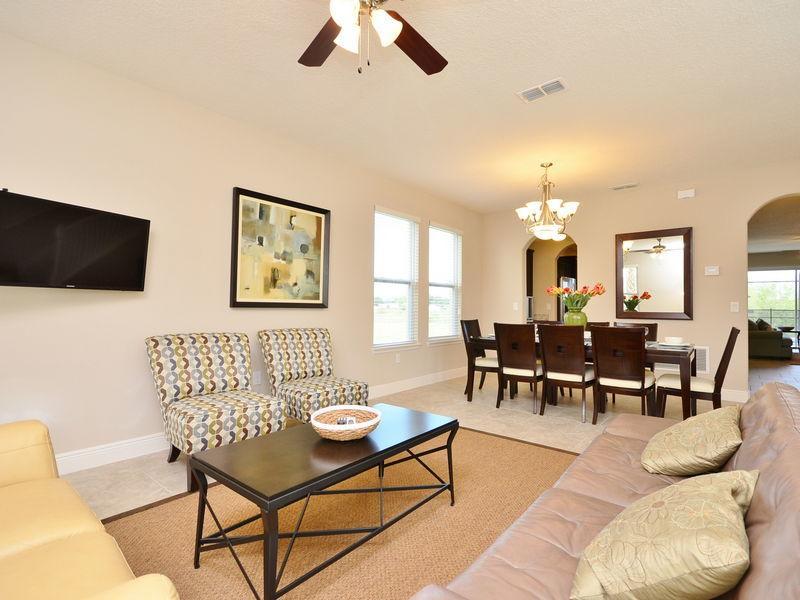 Luxury 7 Bedroom 5.5 Bedroom Vacation Home In Solterra Resort - photo 19