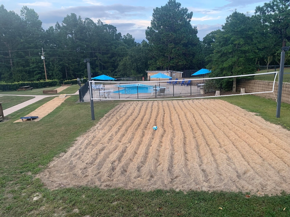 Carolina Pine Inn - photo 19