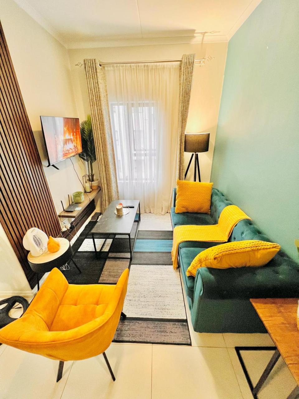 Classy 1 Bed in Midrand at 93 on New Estate — 4-Star Luxury Hotel in Midrand, South Africa