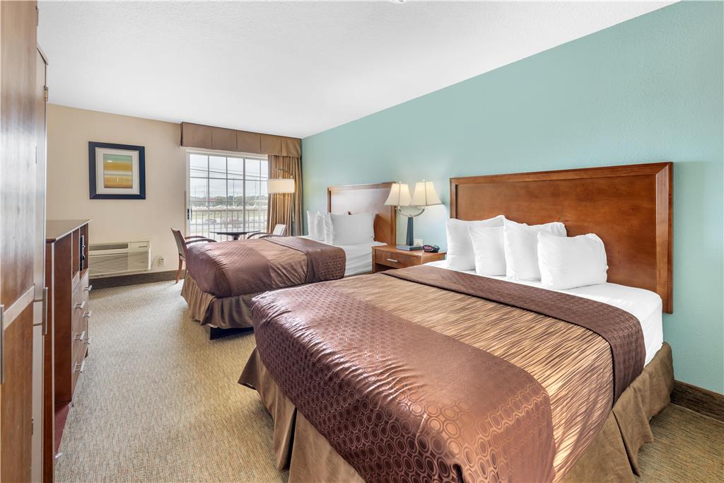 Best Western Plus Atrium Inn - photo 8