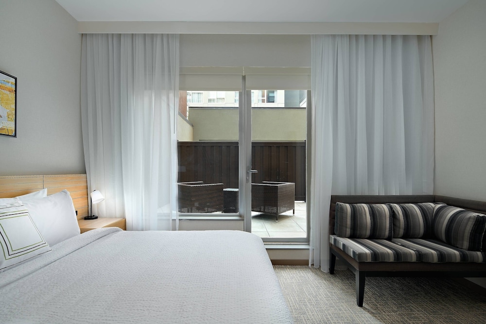TownePlace Suites by Marriott New York Manhattan - photo 14