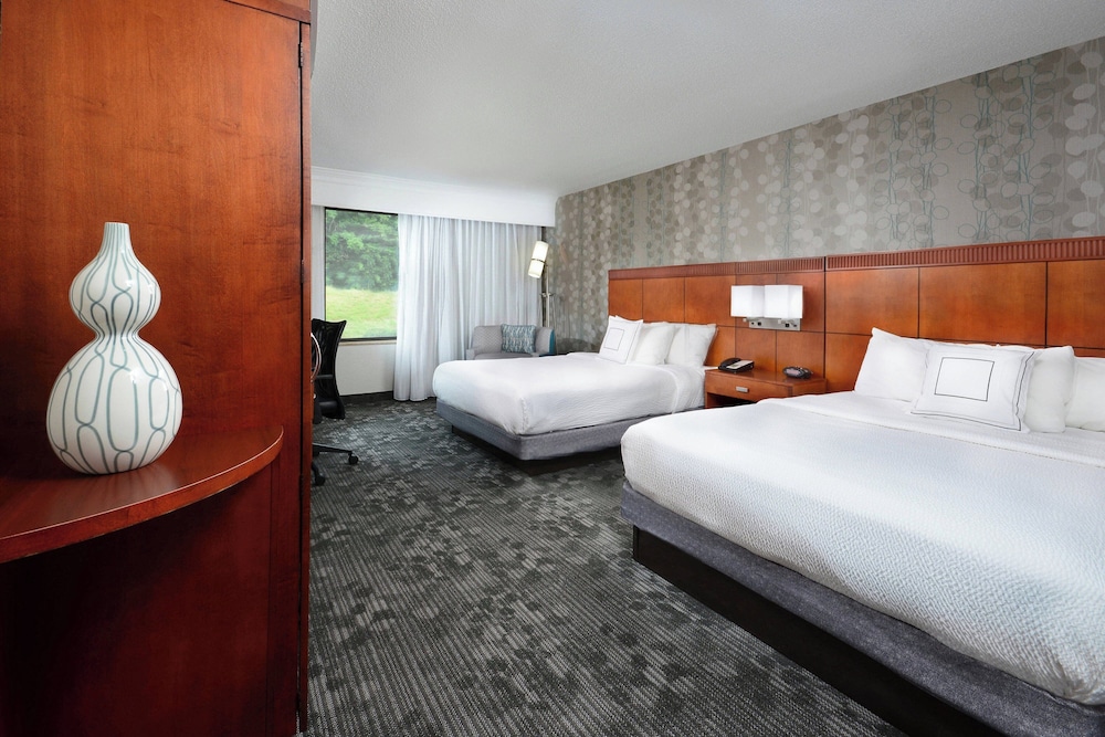 Courtyard by Marriott Danville - photo 10