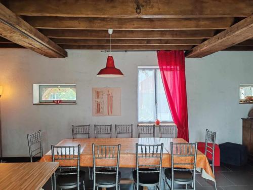 Gites de Groupe a Richelieu — hotel in Richelieu