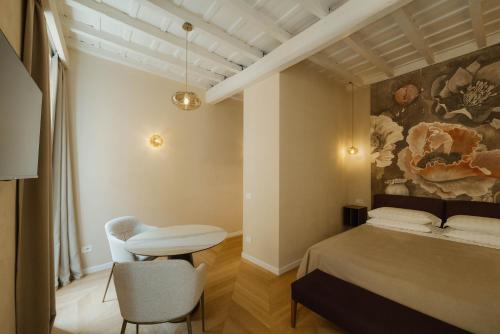 Restart Accommodations Tritone — 4-Star Luxury Hotel in Rome, Italy