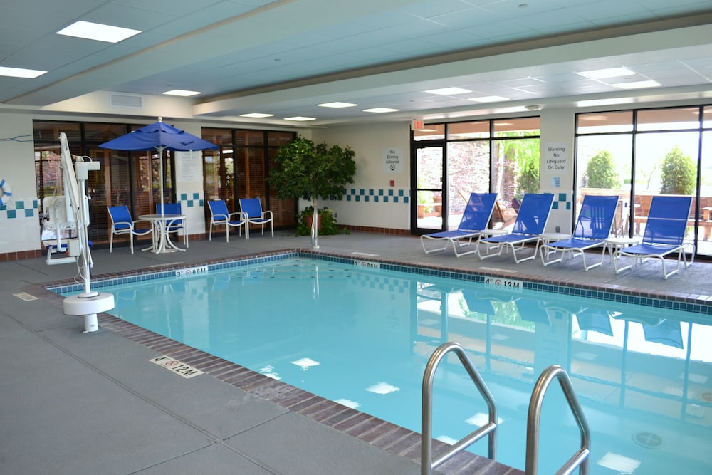 Holiday Inn Express Hotel & Suites Bozeman West by IHG - photo 20