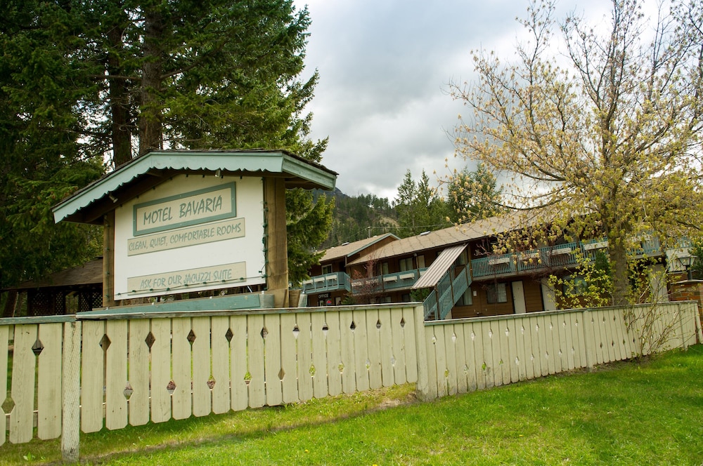 Motel Bavaria - carbon neutral hotel in Cranbrook