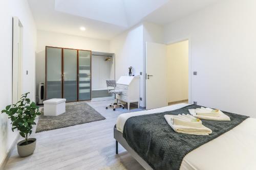 Vita Portucale Moscavide Family Apartment — 4-Star Luxury Hotel in Lisbon, Portugal