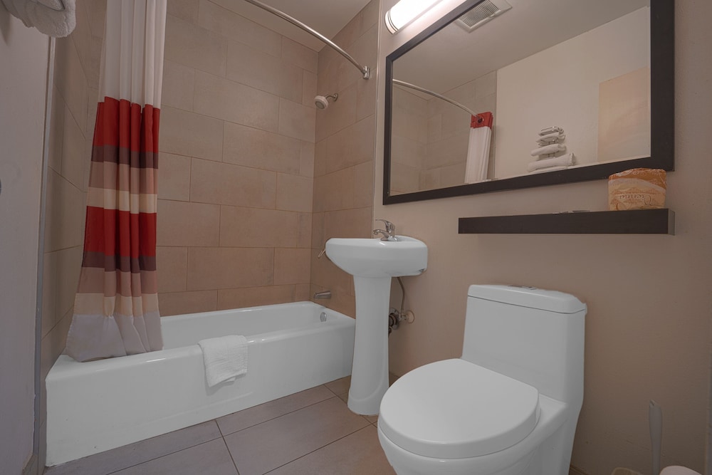 Mojave Hotel - photo 23