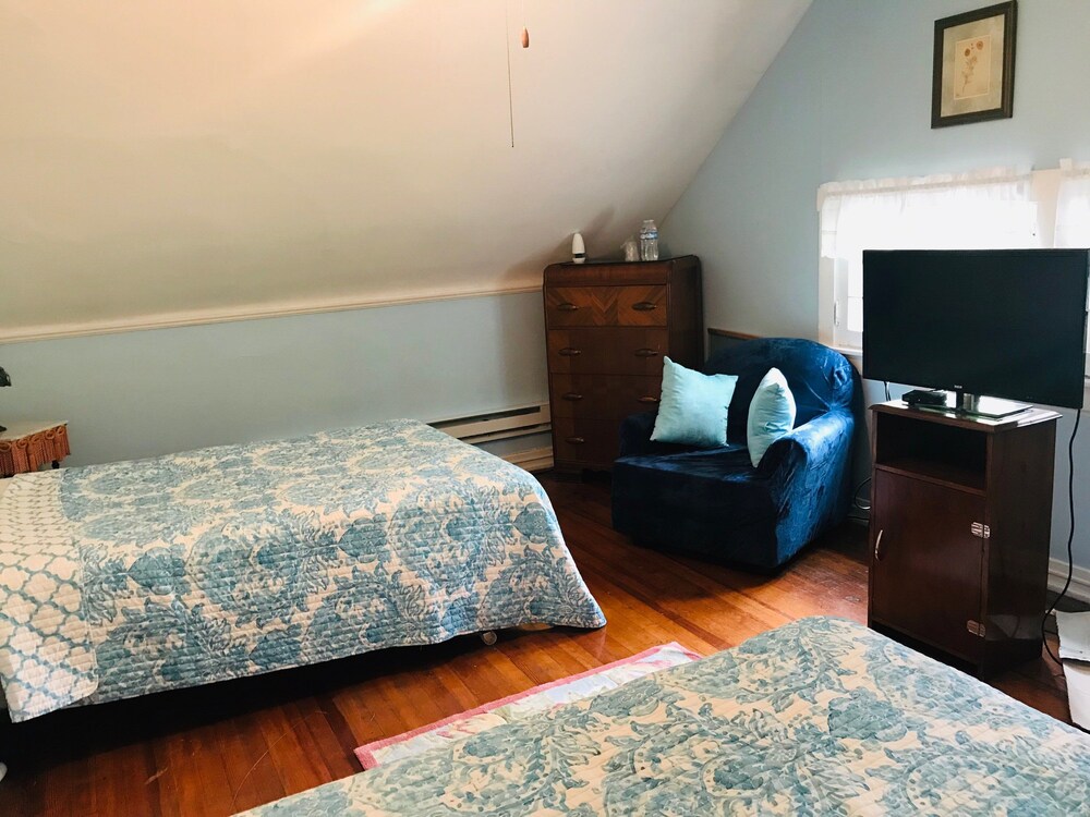 Six Acres Bed & Breakfast - photo 16