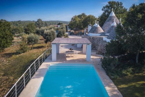 HELLOAPULIA Trulli Santa Maria dei Grani Private Pool and large garden for furry friends — 4-Star Luxury Hotel in Ceglie Messapica, Italy