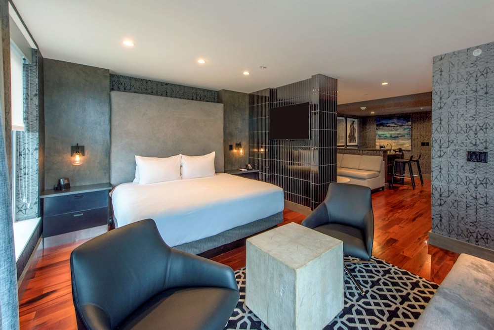 DoubleTree by Hilton Asheville Downtown - photo 15
