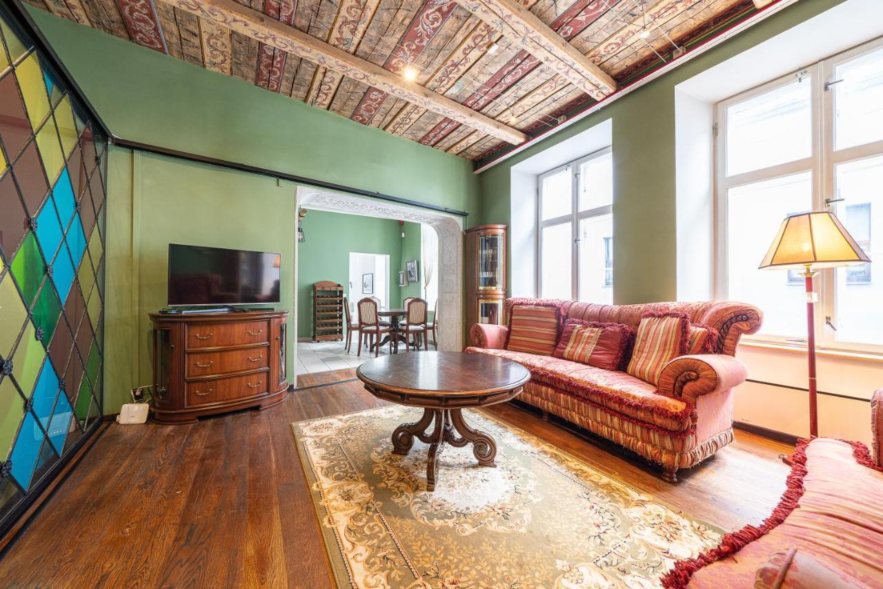 Old Town Dunkri Apartment — 4-Star Luxury Hotel in Tallinn, Estonia