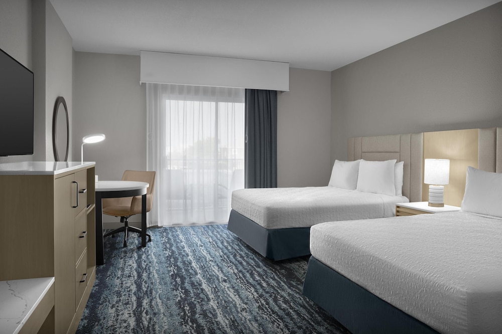 Hampton Inn & Suites Ocean City Bayfront Convention Center - photo 15