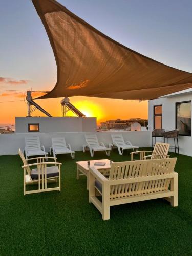Amazing Sunset view rooftop. — Flic En Flac — photo 3