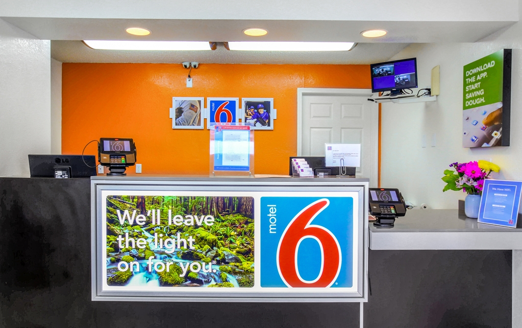 Motel 6 Medford OR North - photo 22