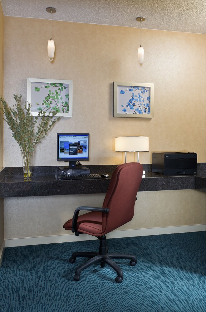 Residence Inn Houston The Woodlands Lake Front Circle - photo 18