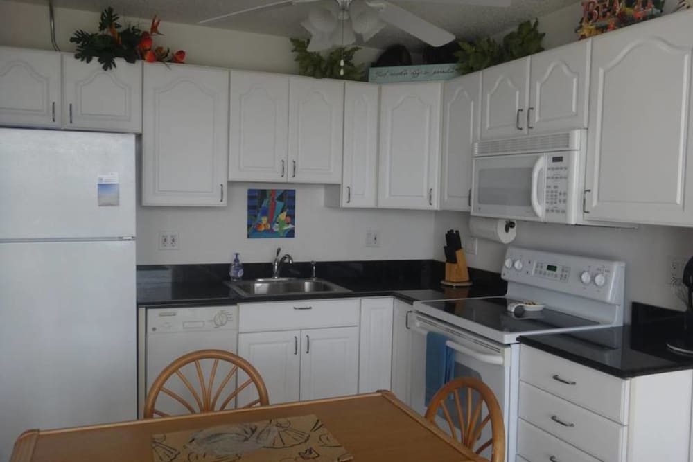 Lovers Key Beach Club by Lovers Key Vacations - photo 25