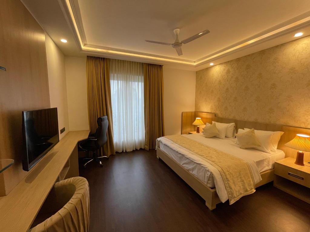 The Woodbury — Delhi — photo 2