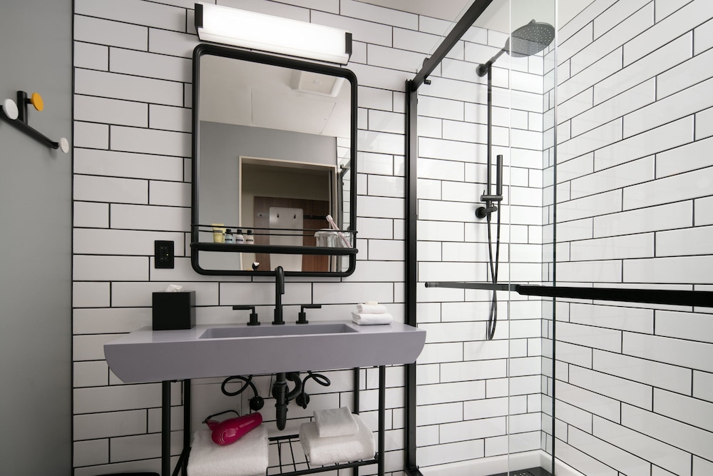 Moxy Oakland Uptown - photo 14