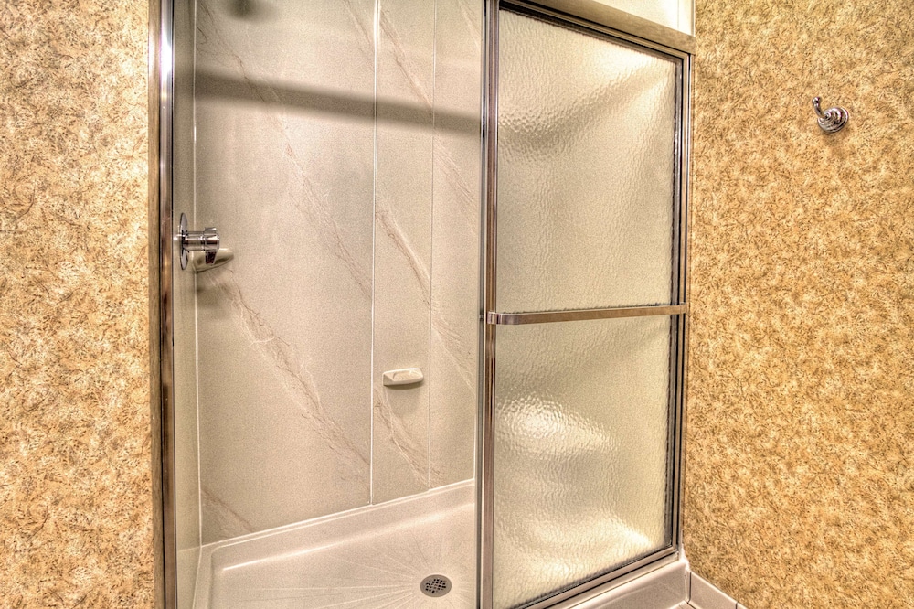 Hampton Inn & Suites Kalamazoo Oshtemo - photo 15