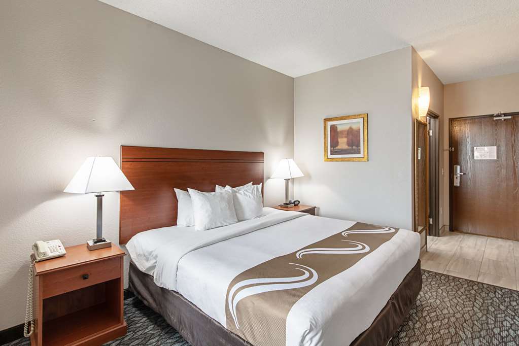 Quality Suites Austin South St. Elmo District - photo 19