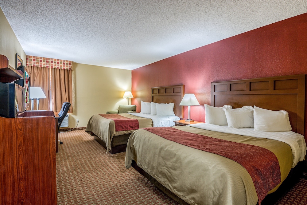 Red Roof Inn & Suites Little Rock - photo 25